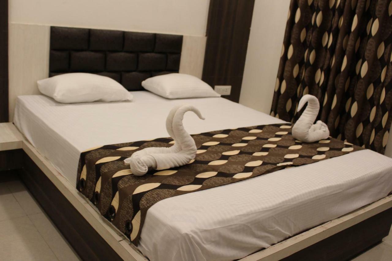 Super Hotel O Shri Shiva Palace Rāipur Exterior foto